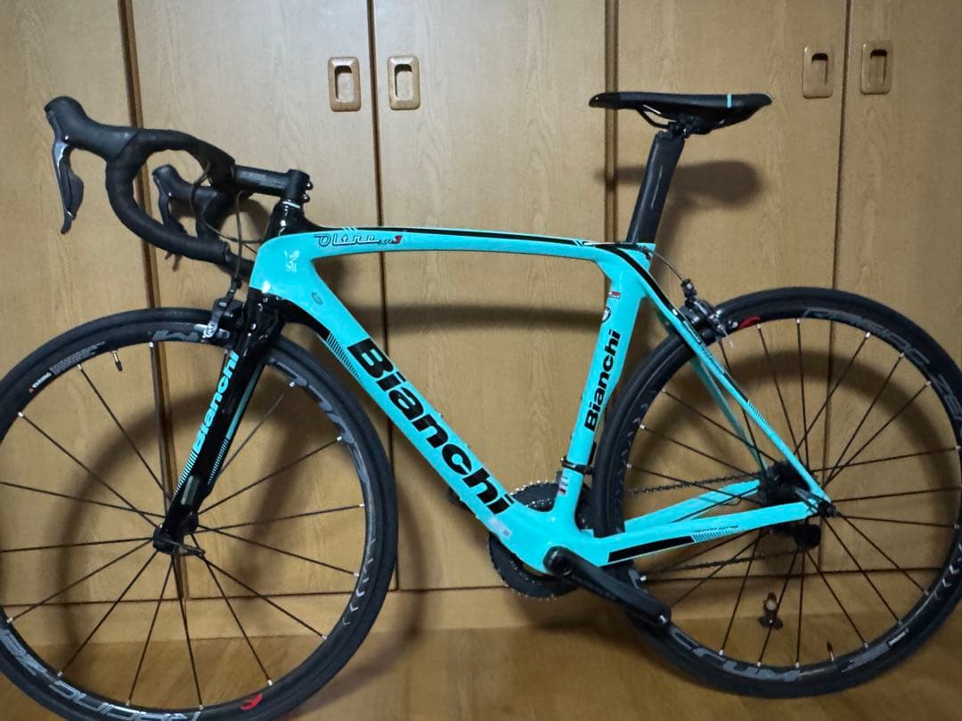 レース仕様！BIANCHI OLTRE XR3 Di2 レーシングゼロカーボン
