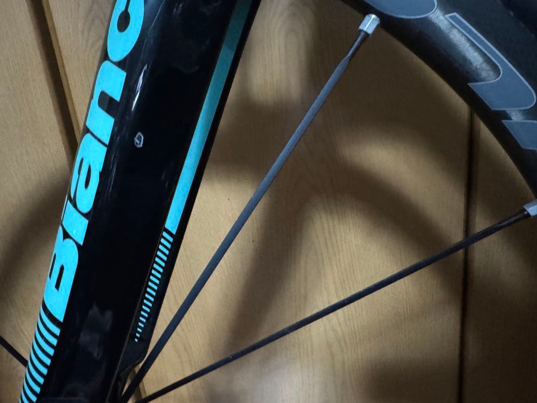 レース仕様！BIANCHI OLTRE XR3 Di2 レーシングゼロカーボン