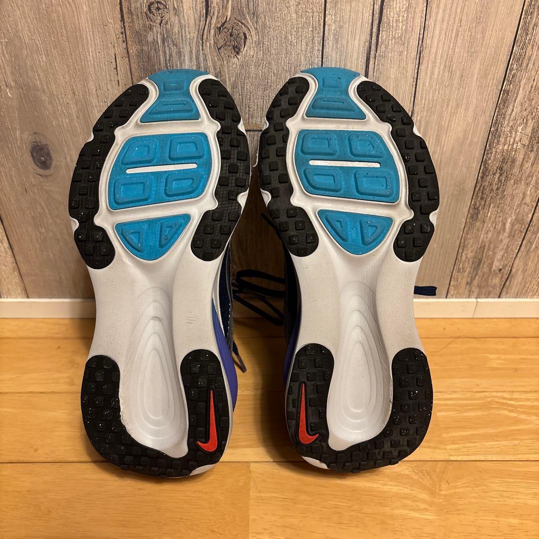 NIKE Vomero 18 ブルーボイド