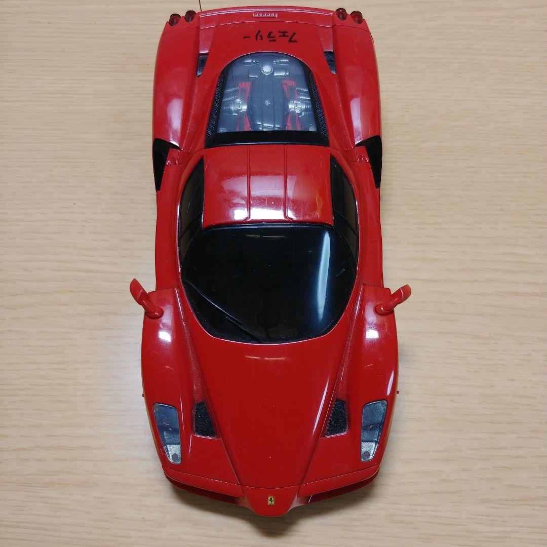 フェラーリ 1/10スケール ラジコンカー
