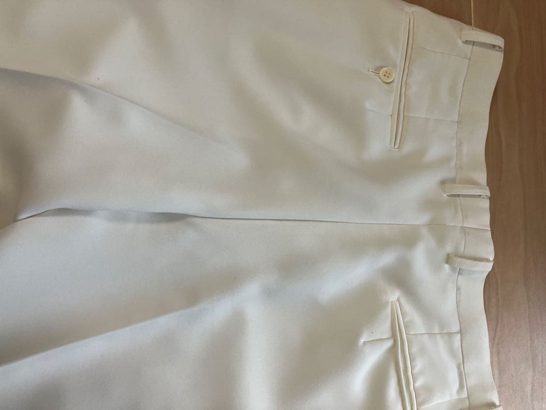 矢沢永吉風　白スーツ上下・サスペンダーベルトおまけ付き