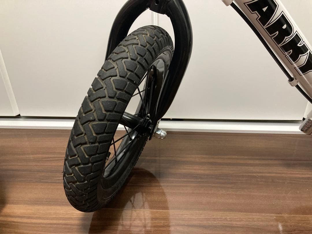 【美品】sparky スパーキー キックバイク ホワイト 白　ロングサドル付