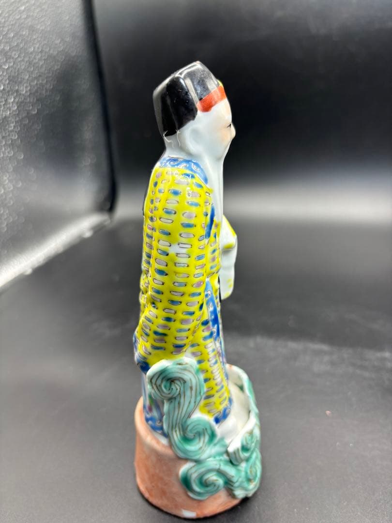 中国美術 古玩 色絵陶人形 陶器人形 高さ約18cm 置物 オブジェ 古董品