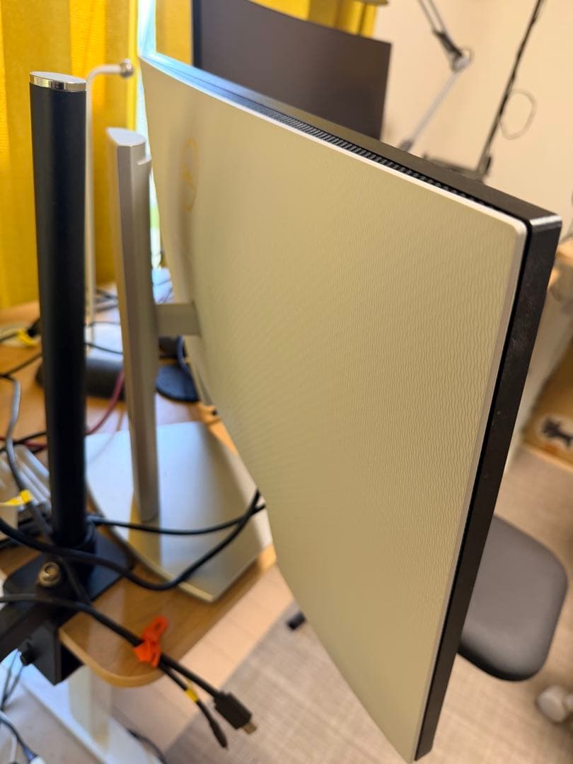 ディスプレイ・モニター本体 Dell 27-Inch 4K Monitor - Type C!