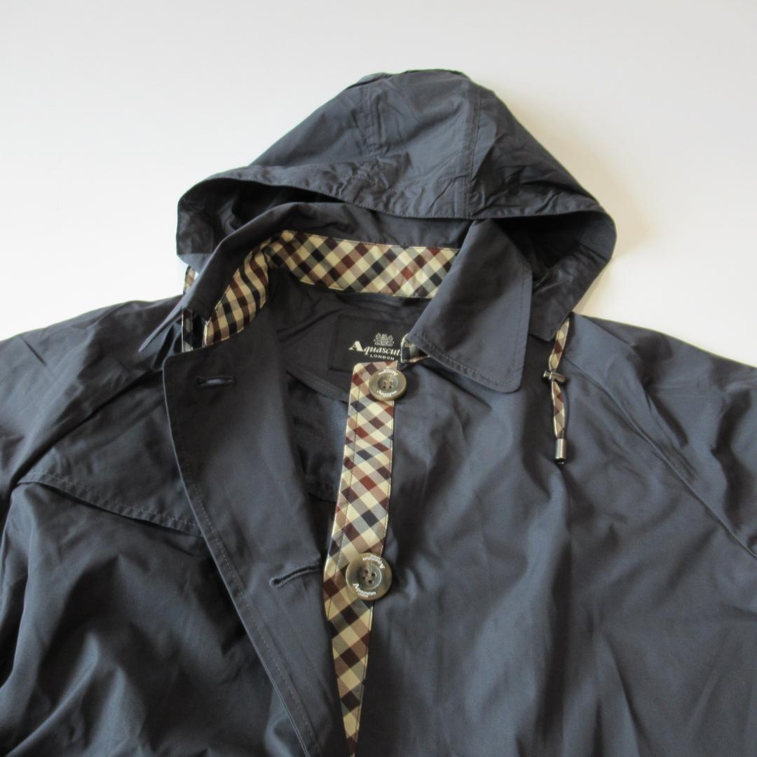 アクアスキュータム未使用ネイビー トレンチデザイン レインコート L 1/2