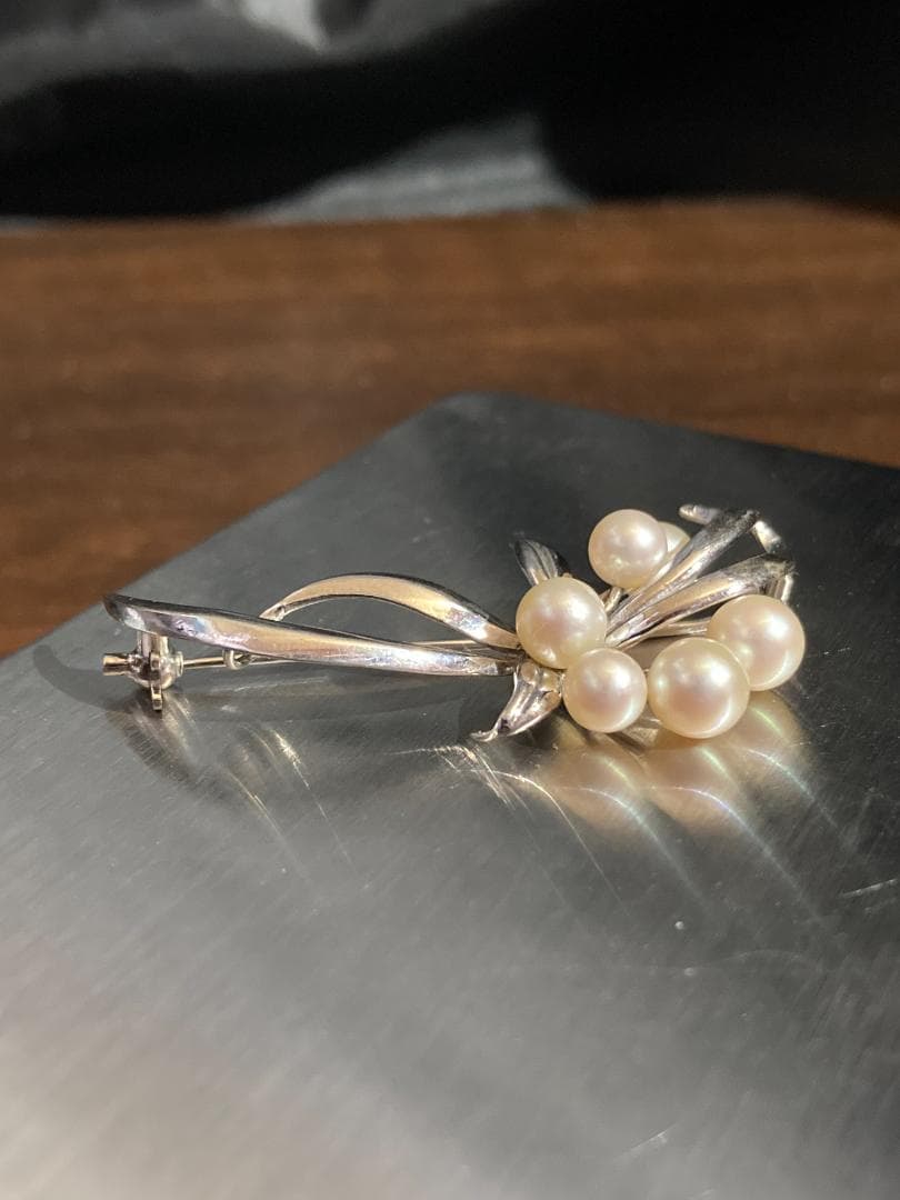 美品 ミキモト パール 真珠 6珠 アコヤ シルバー ブローチ 皇室御用達