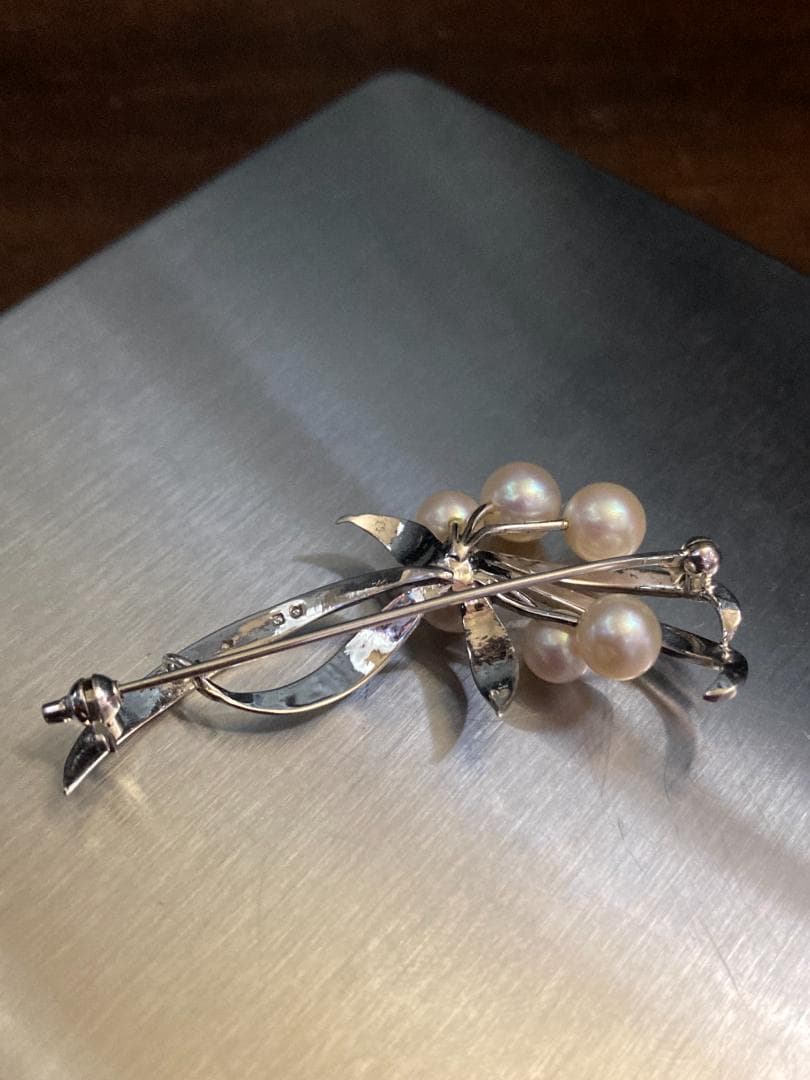 美品 ミキモト パール 真珠 6珠 アコヤ シルバー ブローチ 皇室御用達