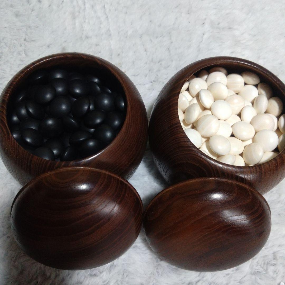 囲碁　本蛤碁石、那智黒碁石12.7〜13.3ミリ　碁笥