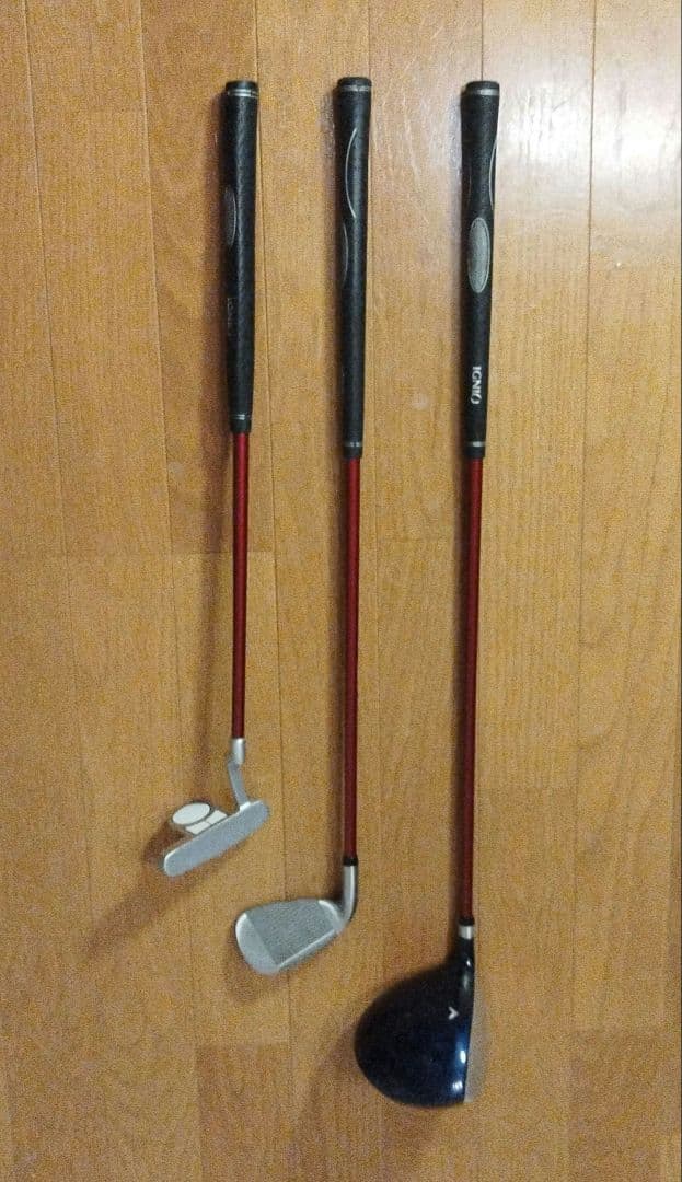 IGNIO イグニオ ジュニアゴルフクラブセット グラブ3本 バッグ 6〜8歳用