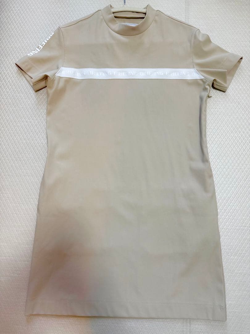 値下げ中！【定価3,7万→1,4万】BRIEFING ベージュ ワンピース