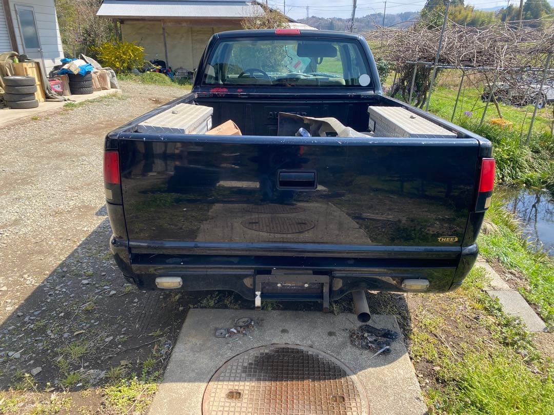 Chevrolet S-10 ピックアップトラック　シボレー　部品取り　不動