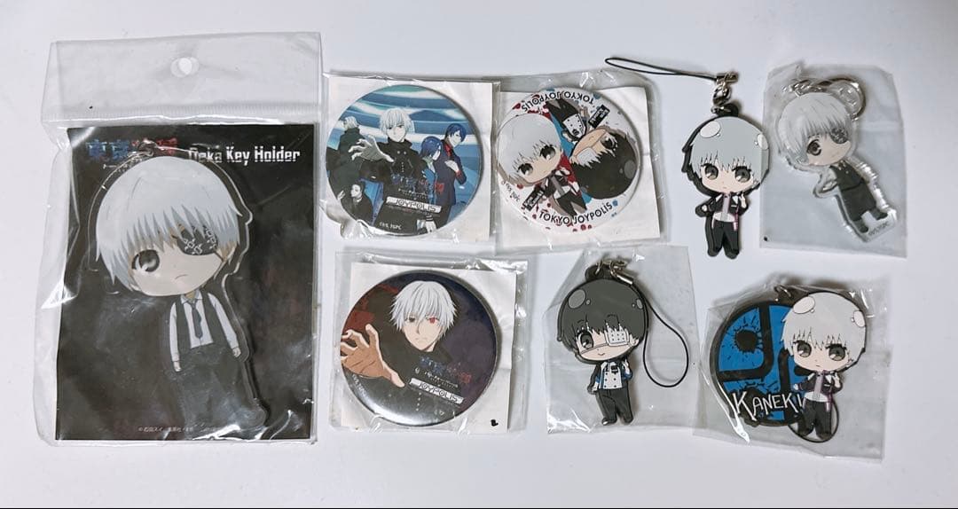 東京喰種 缶バッジ ラバーストラップ ⭐︎ 金木 研 ⭐︎ ジョイポリス アニカフェ