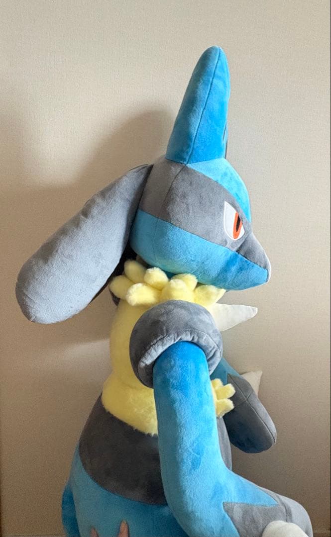 等身大 ルカリオぬいぐるみ タグ付き