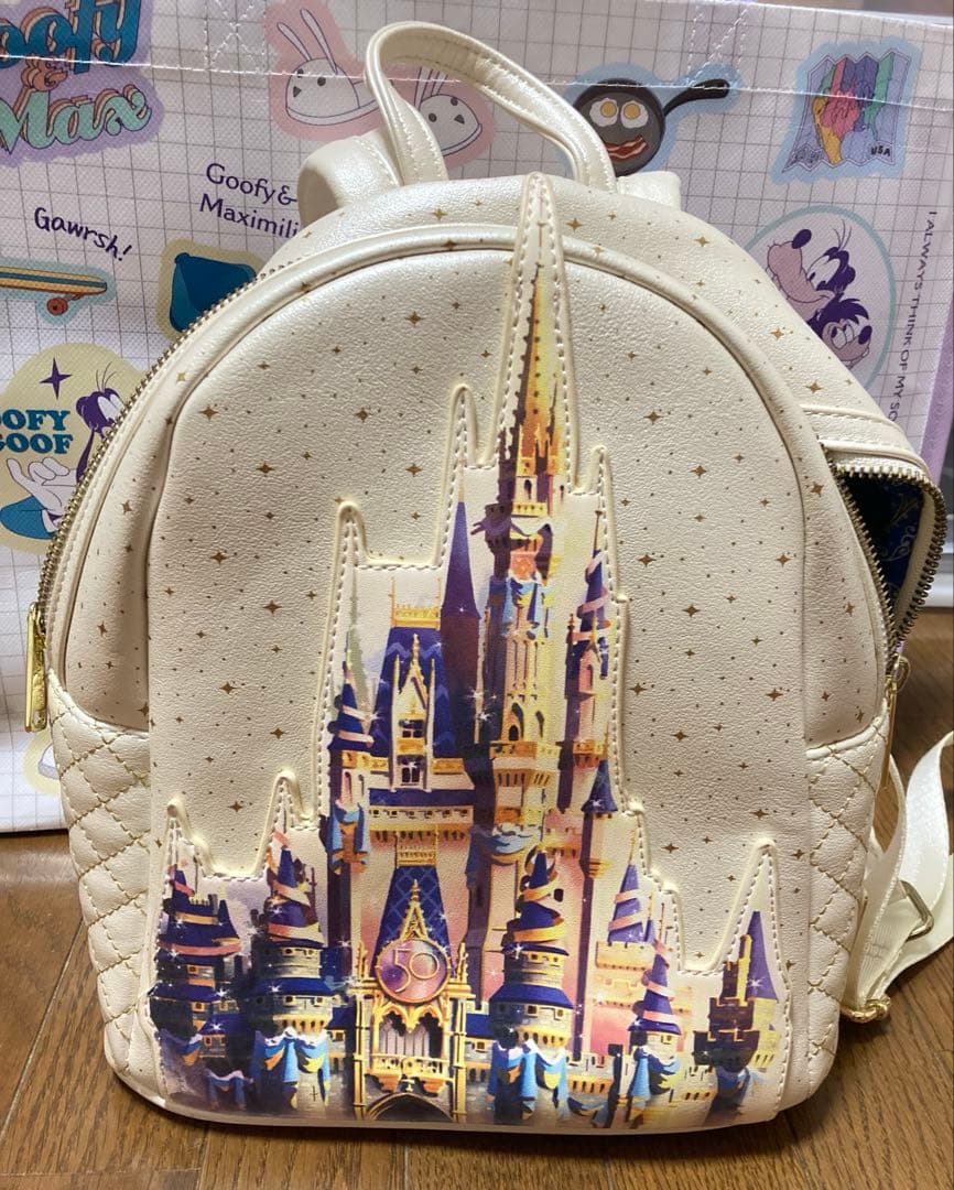 ラウンジフライ　WDW 50周年　シンデレラ城　loungefly ディズニー