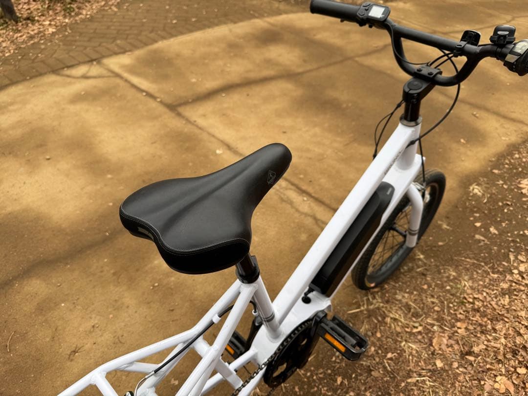 Bruno e-tool 電動アシスト自転車（2021年モデル・ホワイト）要修理