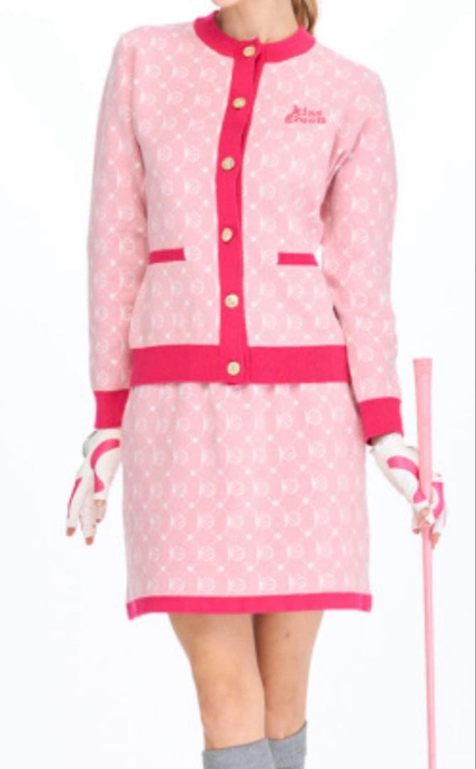 【新品】キスオンザグリーン　ニット上下セット