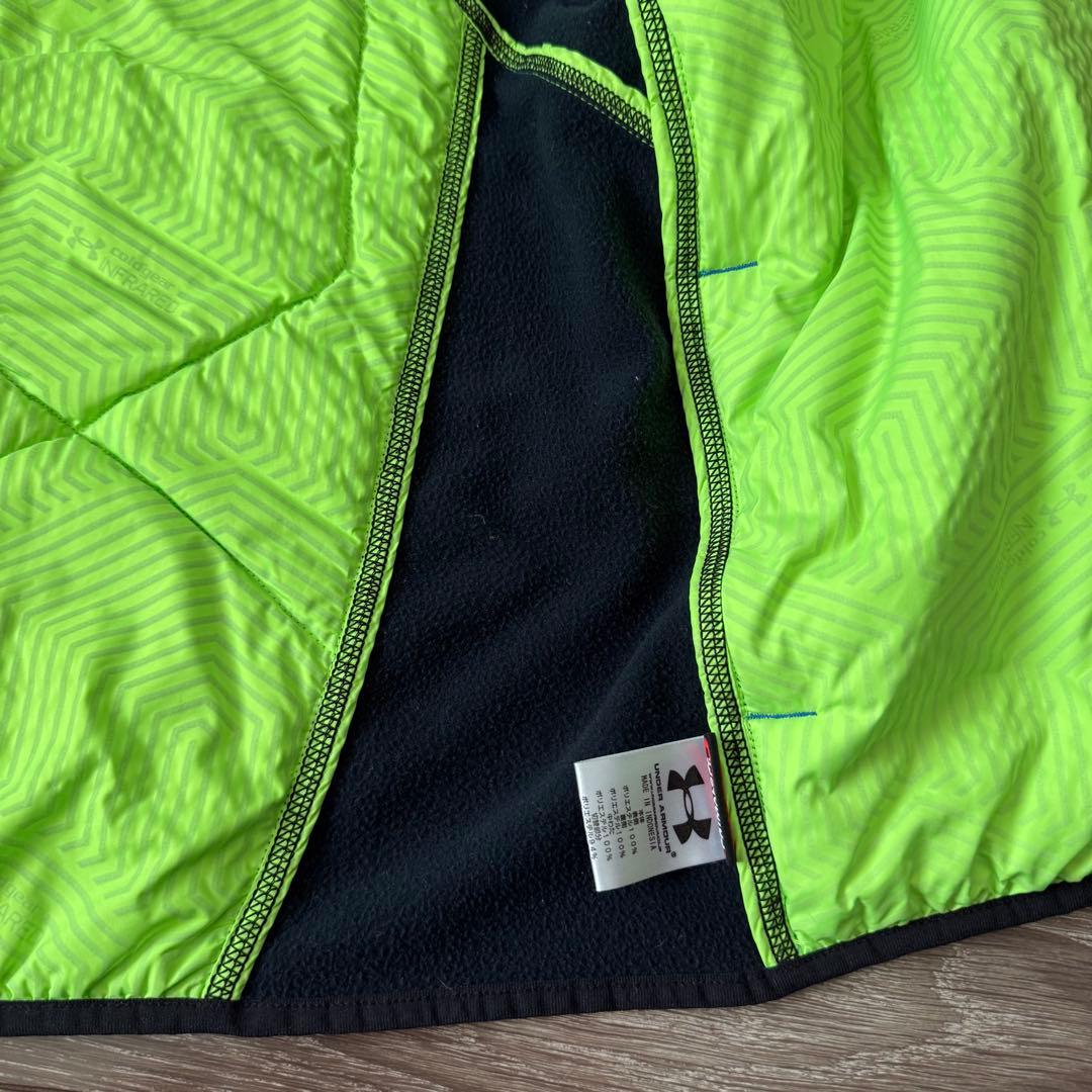 超美品 UA アンダーアーマー ゴルフウェア コールドギア 中綿ジャケット XL