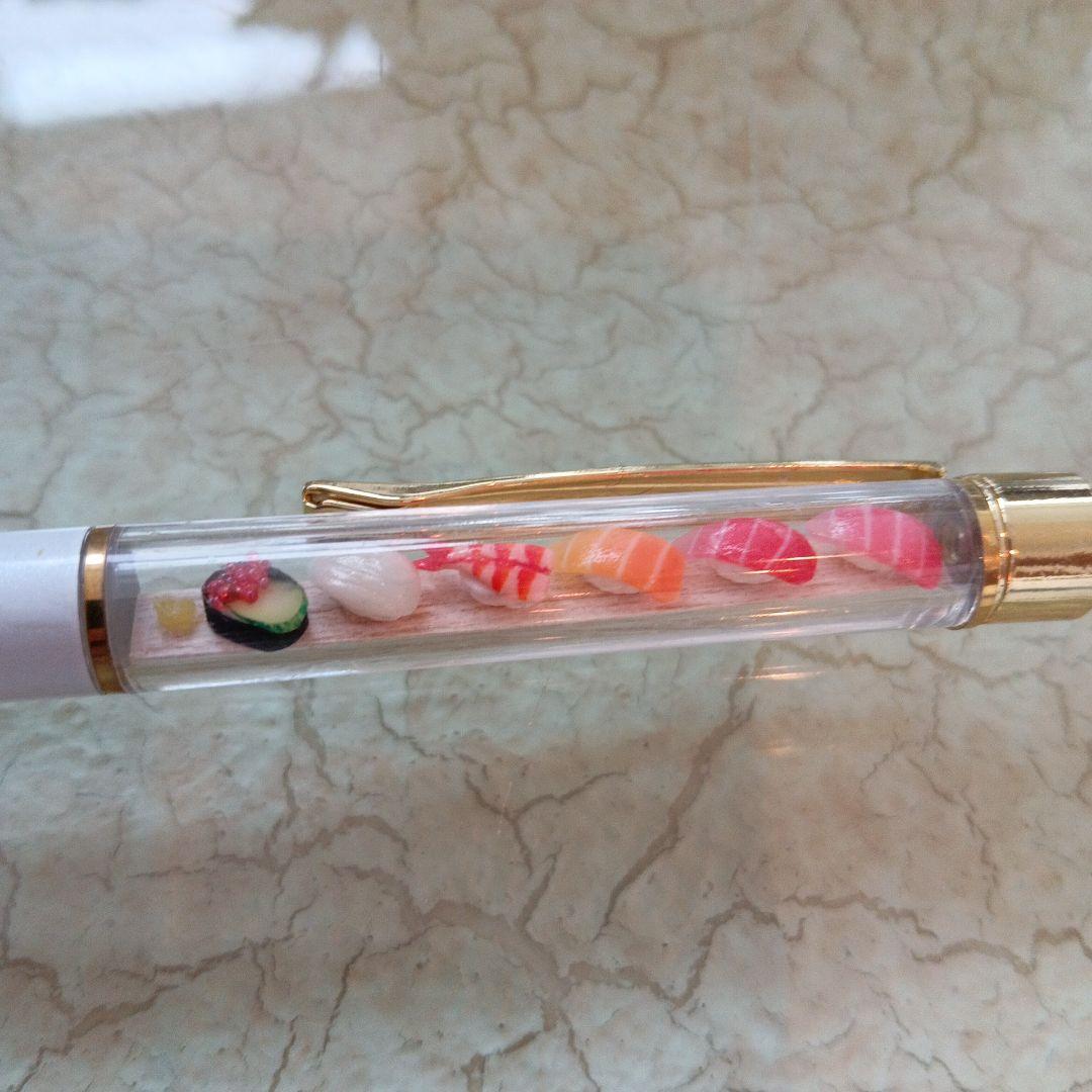 寿司　デザイン ボールペン　 本体　白　ギフトに　レア　筆記具