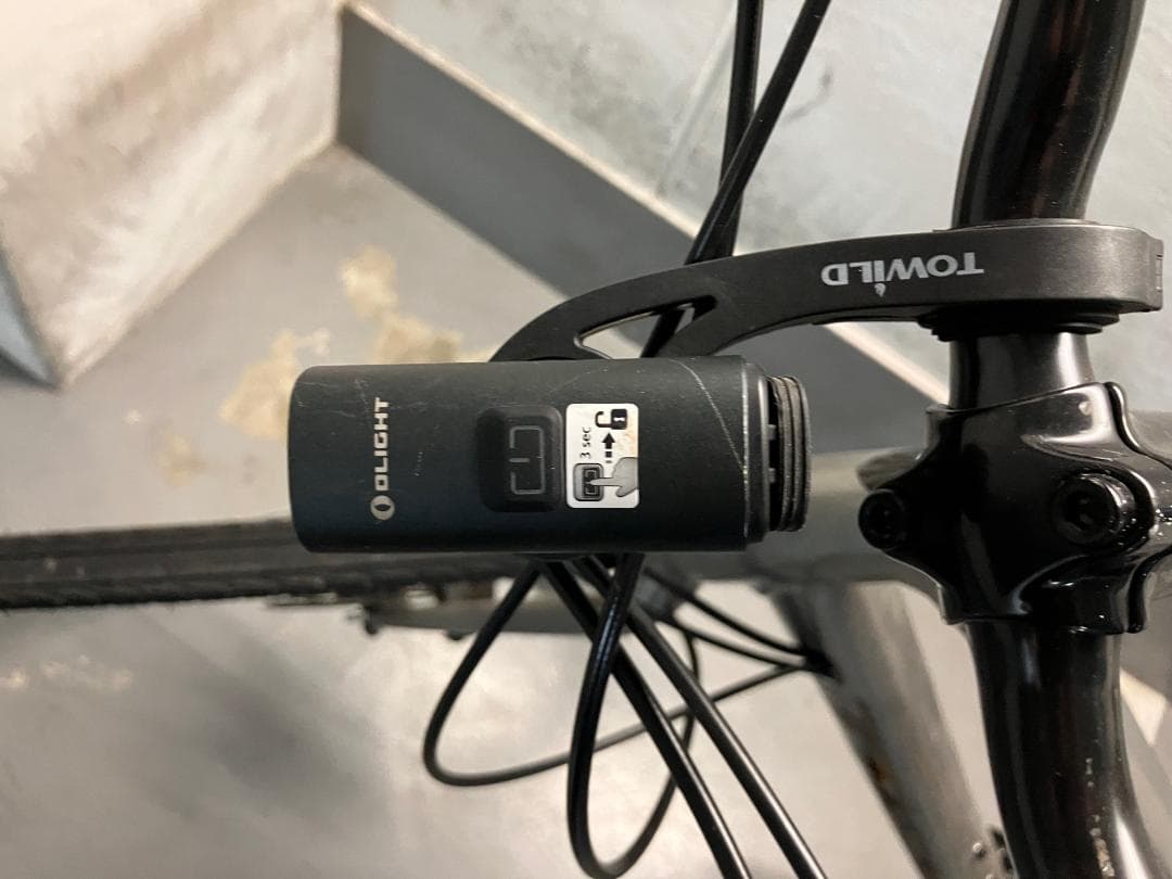 ナ*ク様 TREK FX1 2024年8月15日直営店購入 東京都　要引き取り