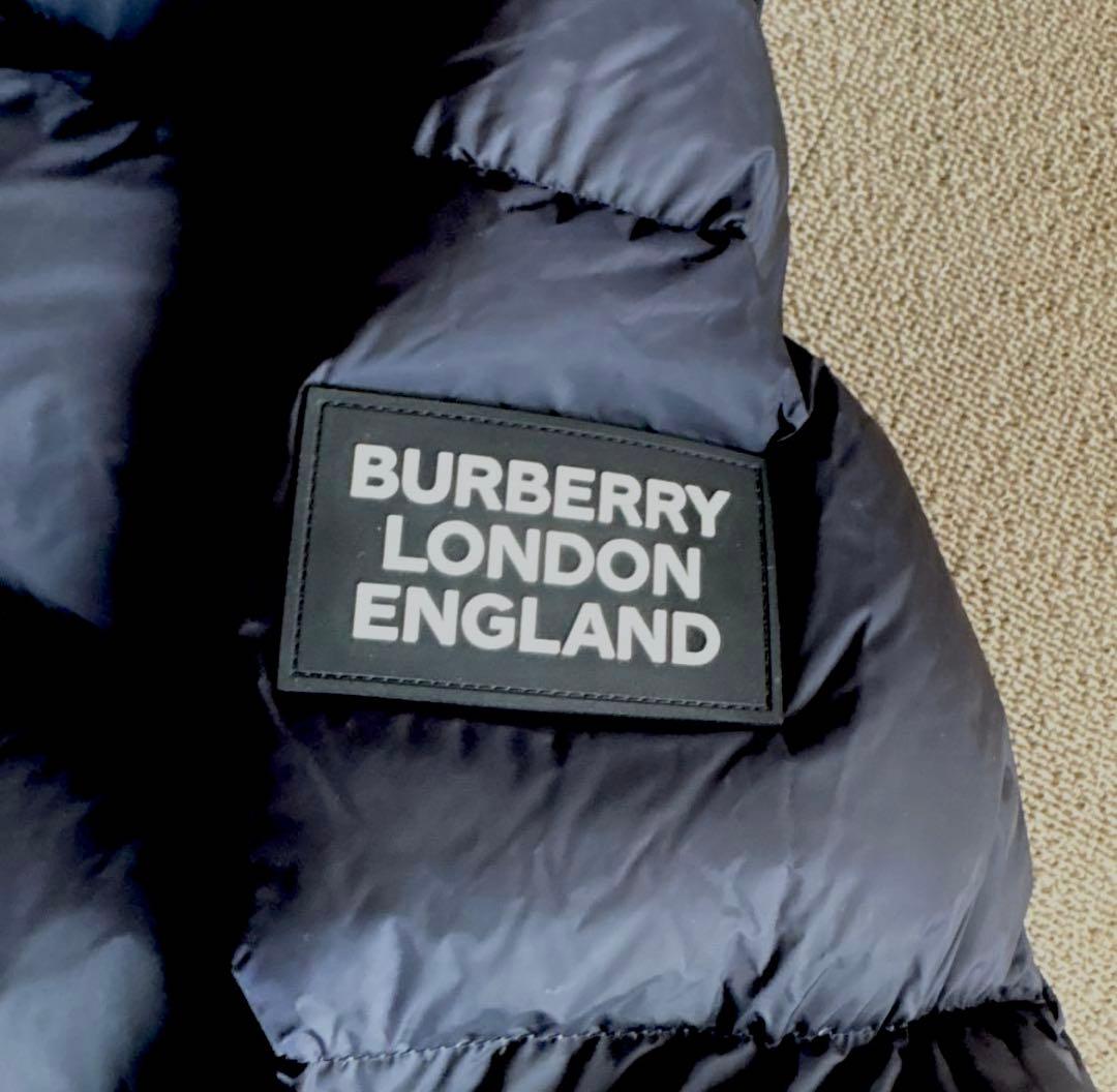 BURBERRYダウンジャケット