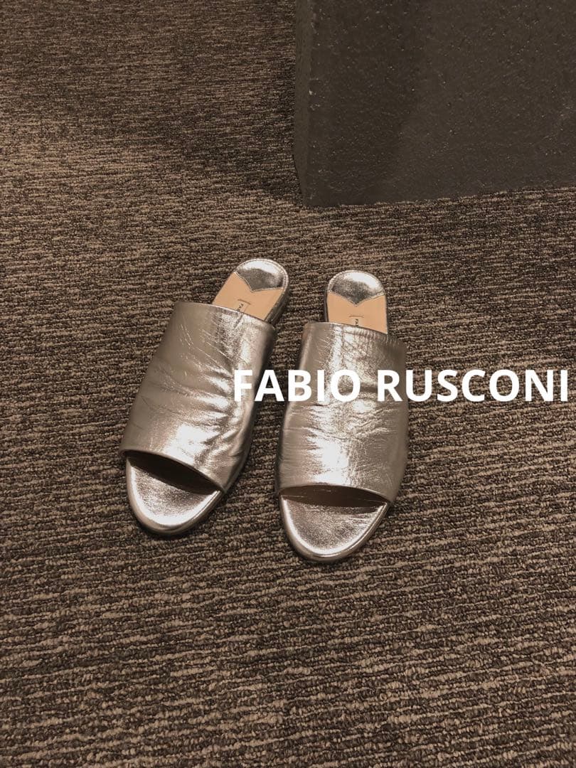 FABIO RUSCONIファビオルスコーニ シルバーサンダル ミュール38