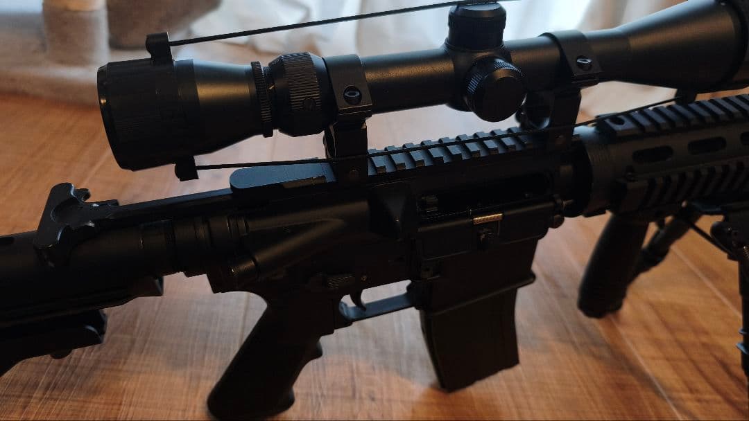 S＆T M4A1 ガスブローバック バイポッド＋スコープ付き