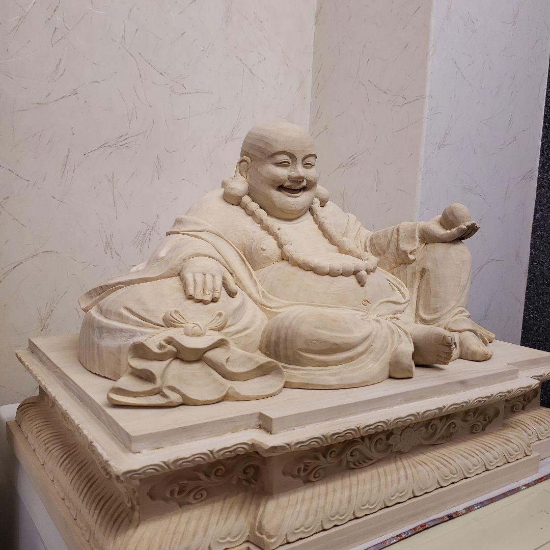 Ｂフライデー　縁起物 七福神楠材１木造り 特上彫り布袋座像★福徳円満 ほていさん