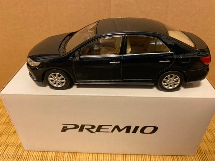 トヨタ プレミオ 非売品ミニカー
