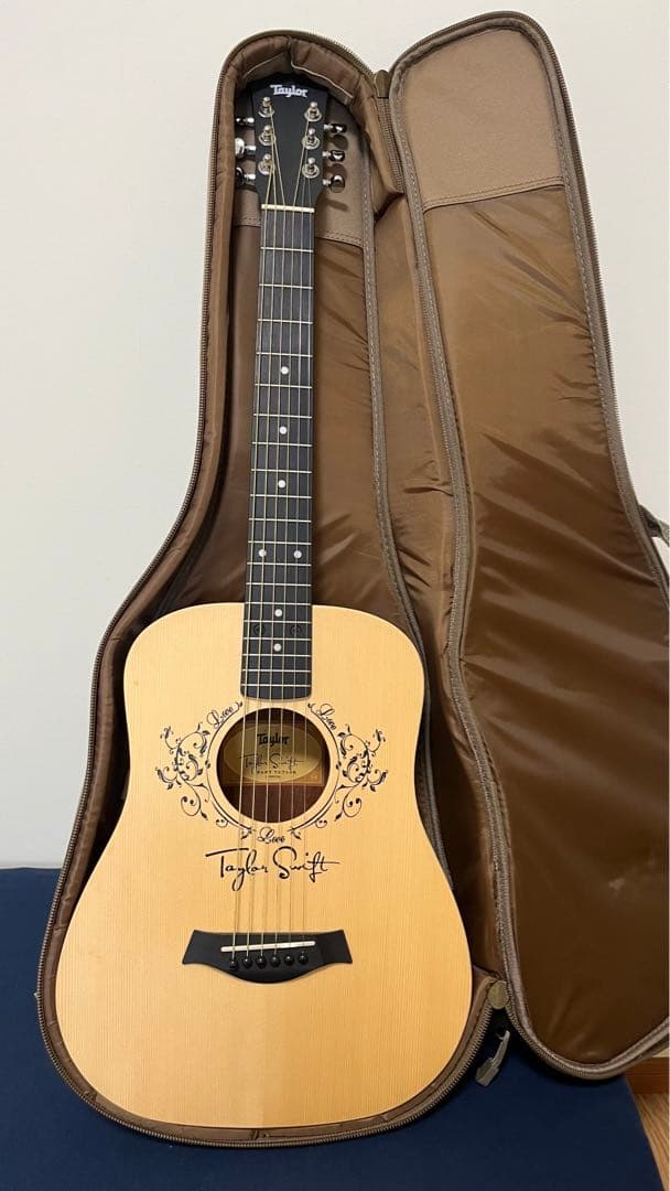【セリア】Taylor Swift Baby T アコースティックギター