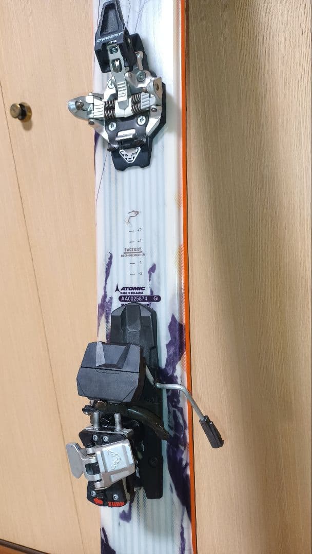 バックカントリー山スキー板Atomic シール、ビンディング