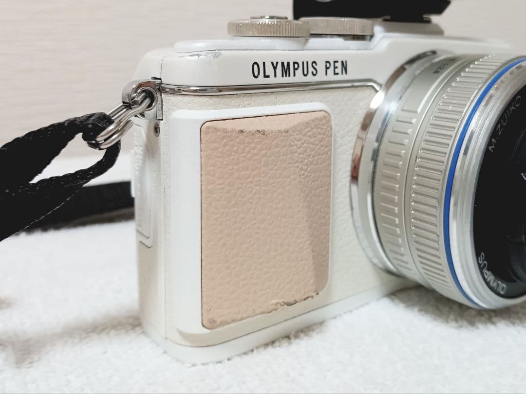 OLYMPUS PEN Lite E-PL7 ボディ ホワイト（レンズ付き）
