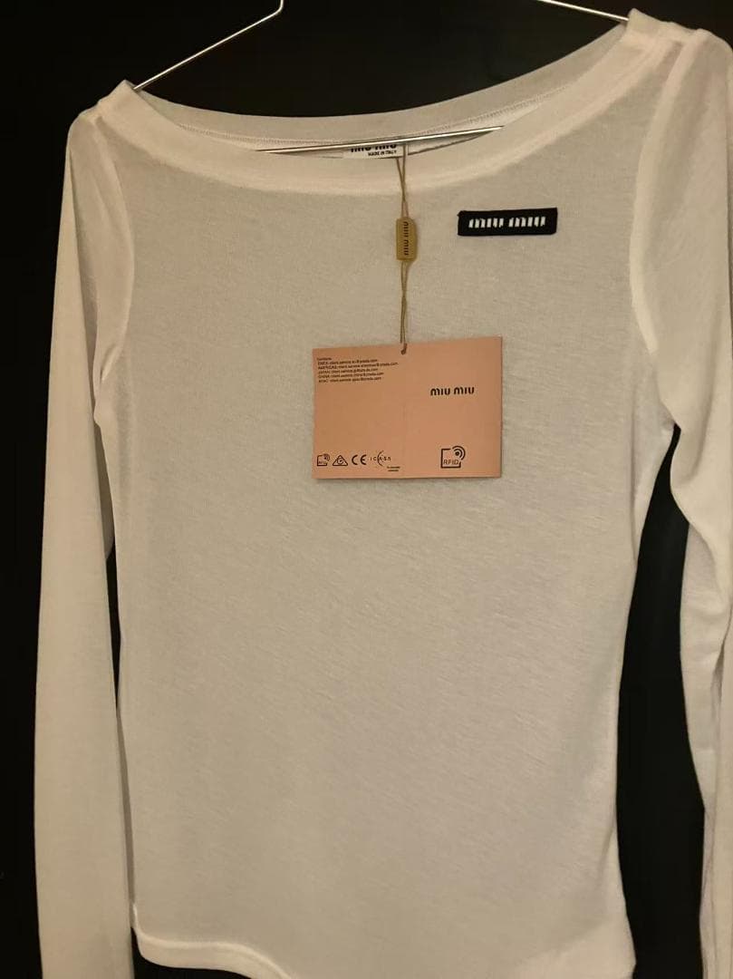 【新品未使用】ロゴ シアー トップス ロンT