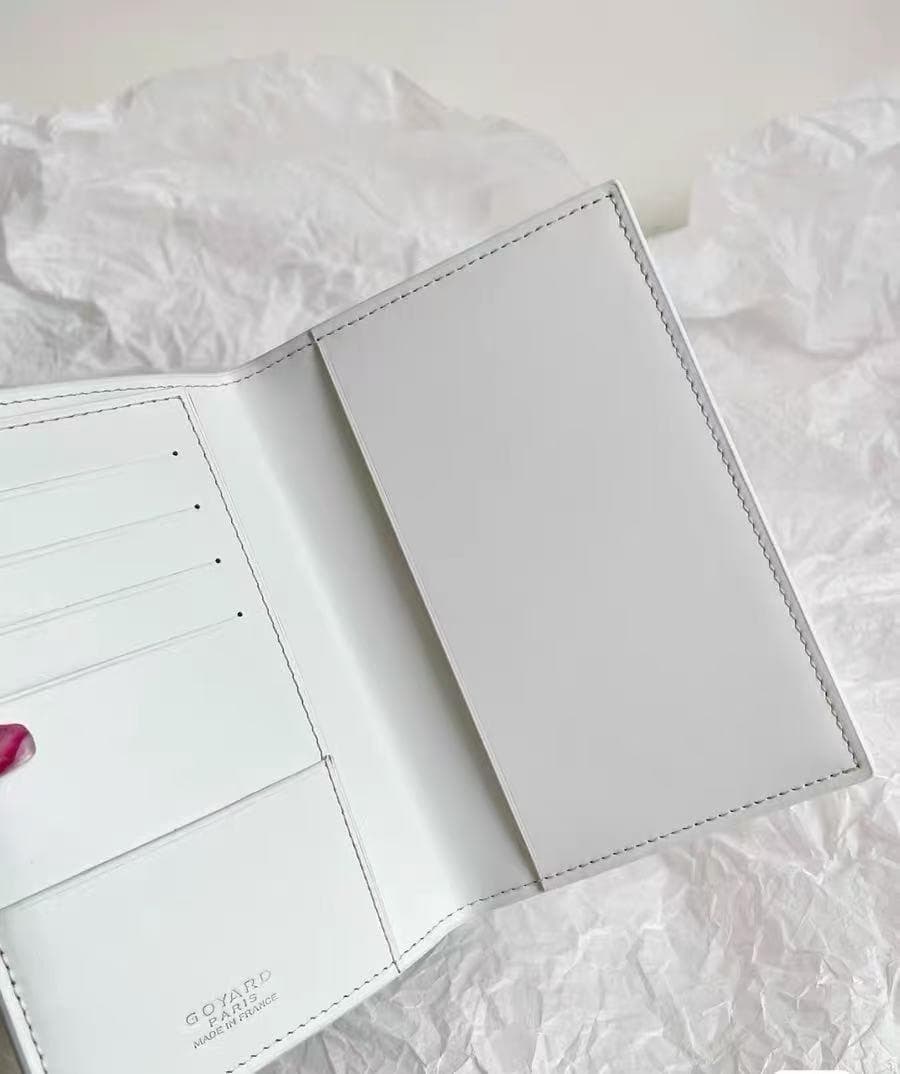 パスポートケース カバー 24時間以内発送