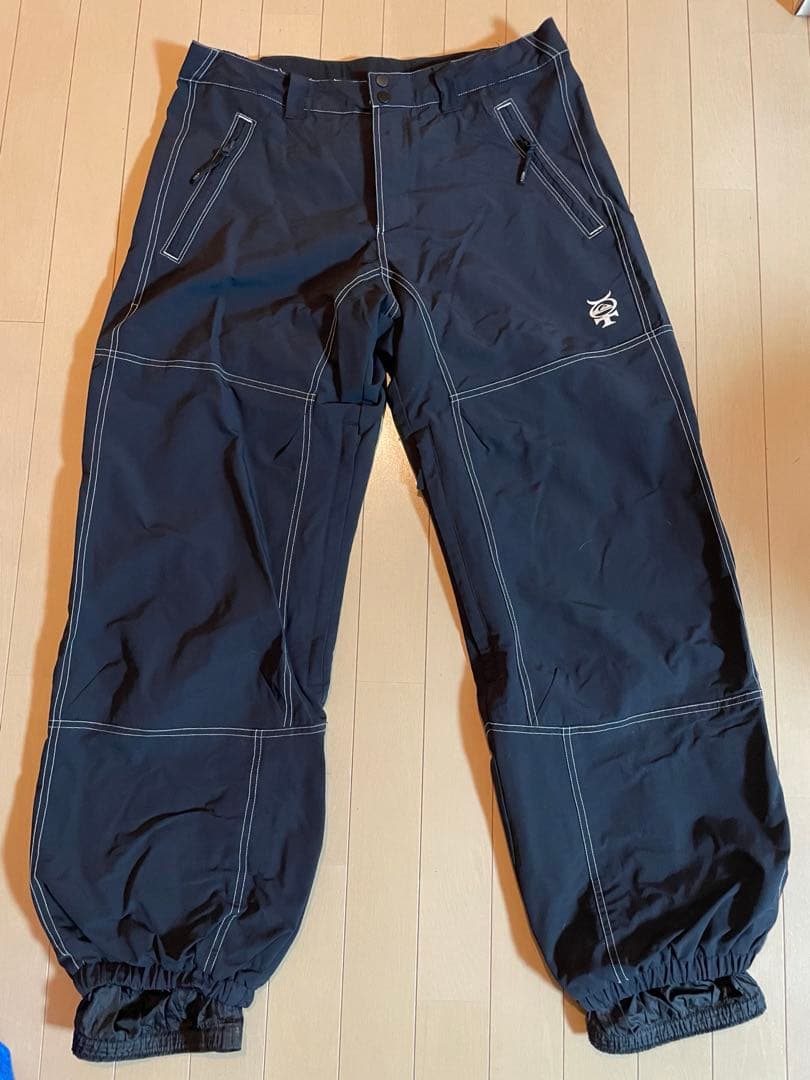 クイックシルバーマーキュリーロゴスキージャケット＆ナイロンパンツ