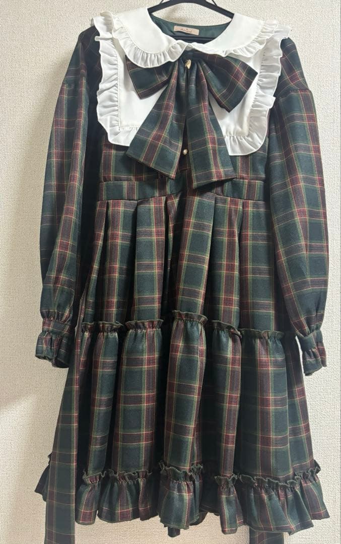 Amavel Dolly Holidayチェックティアードワンピース　グリーン