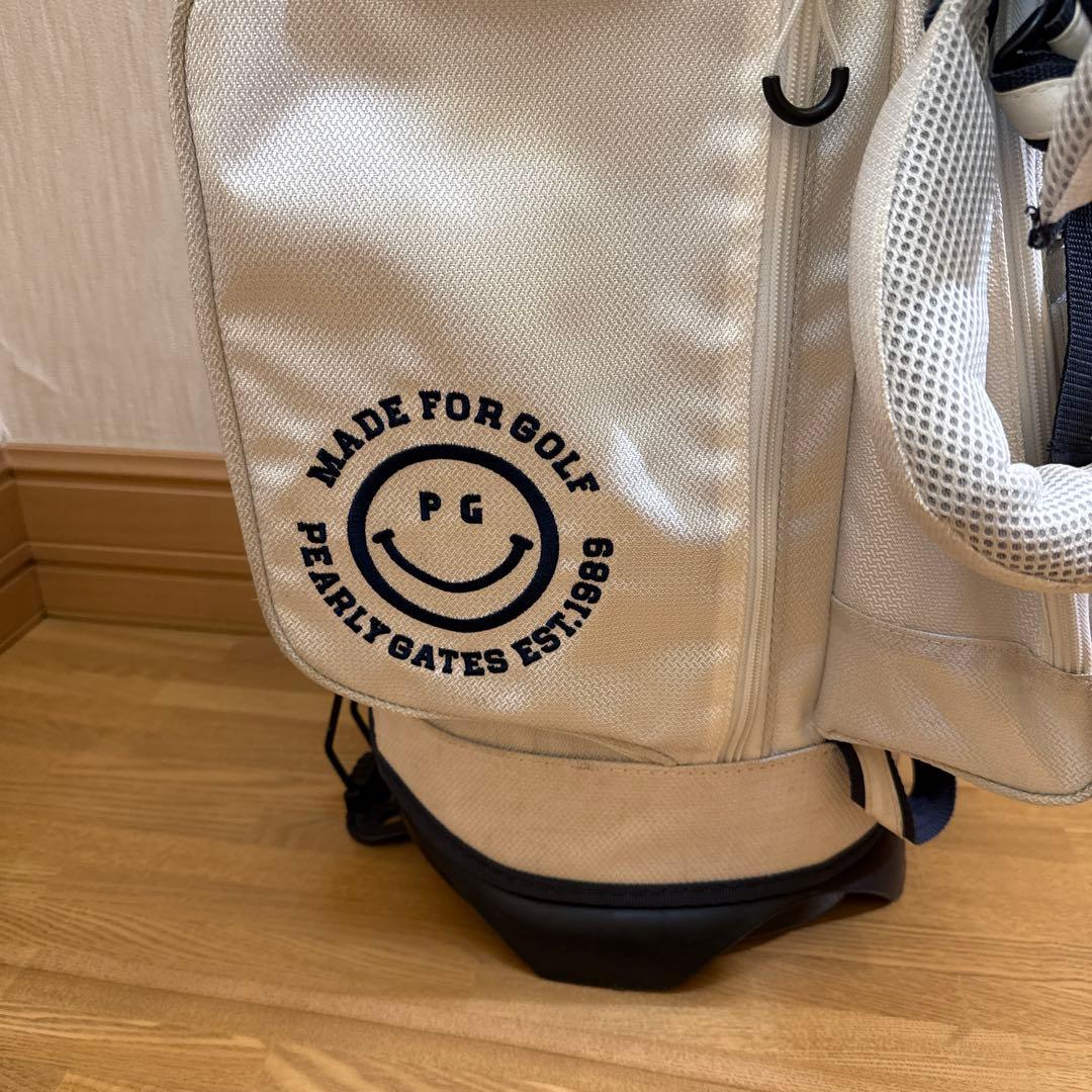 パーリーゲイツゴルフバッグ・キャディバッグ ホワイト　アイアンカバー付き
