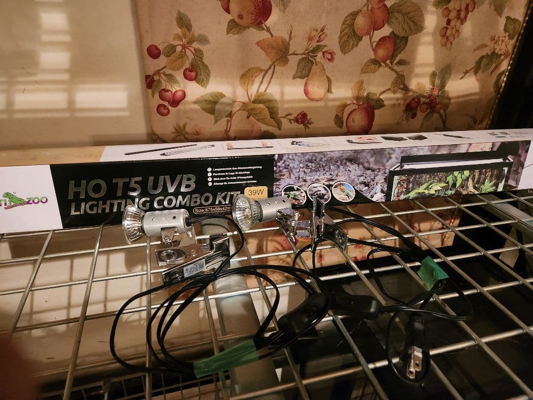 紫外線ライト1台　未使用　 マイクロサン53　2台　中古