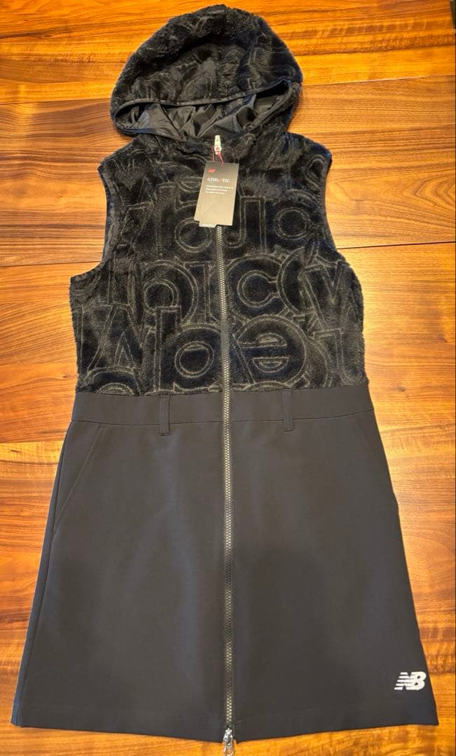 お値下げ　新品　New Balance Golf ロングベスト　サイズ1