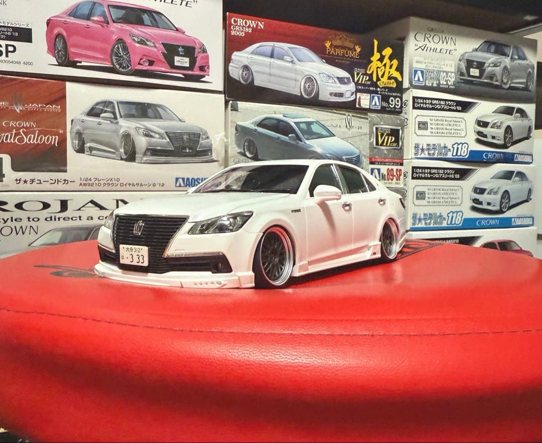 999 アオシマ ブレーンX10 AWS210 クラウン