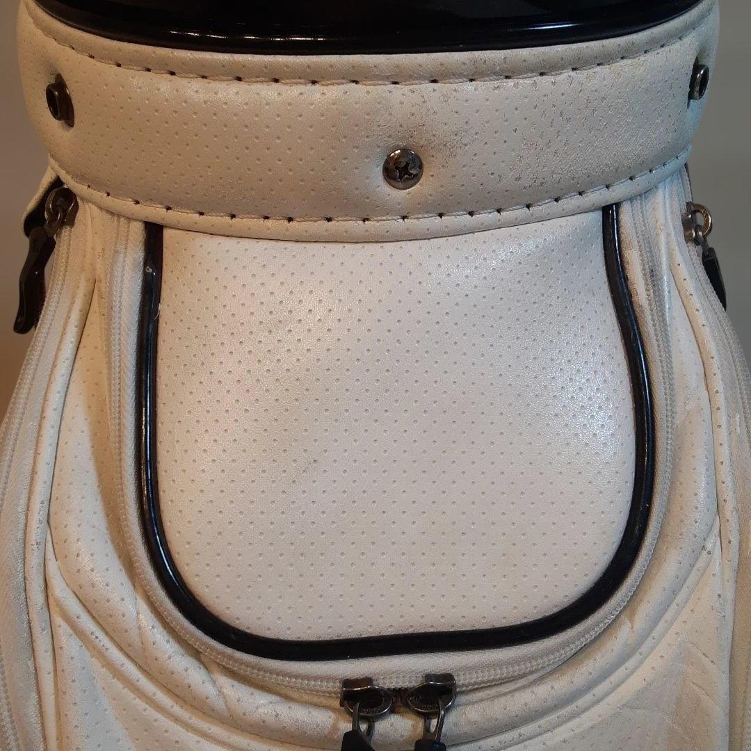 デサントゴルフ　キャディーバック最終価格