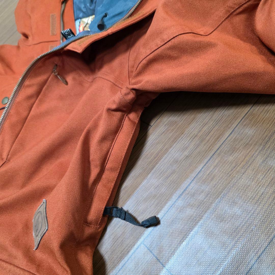 volcom上下セット　レディース　バラ売り可