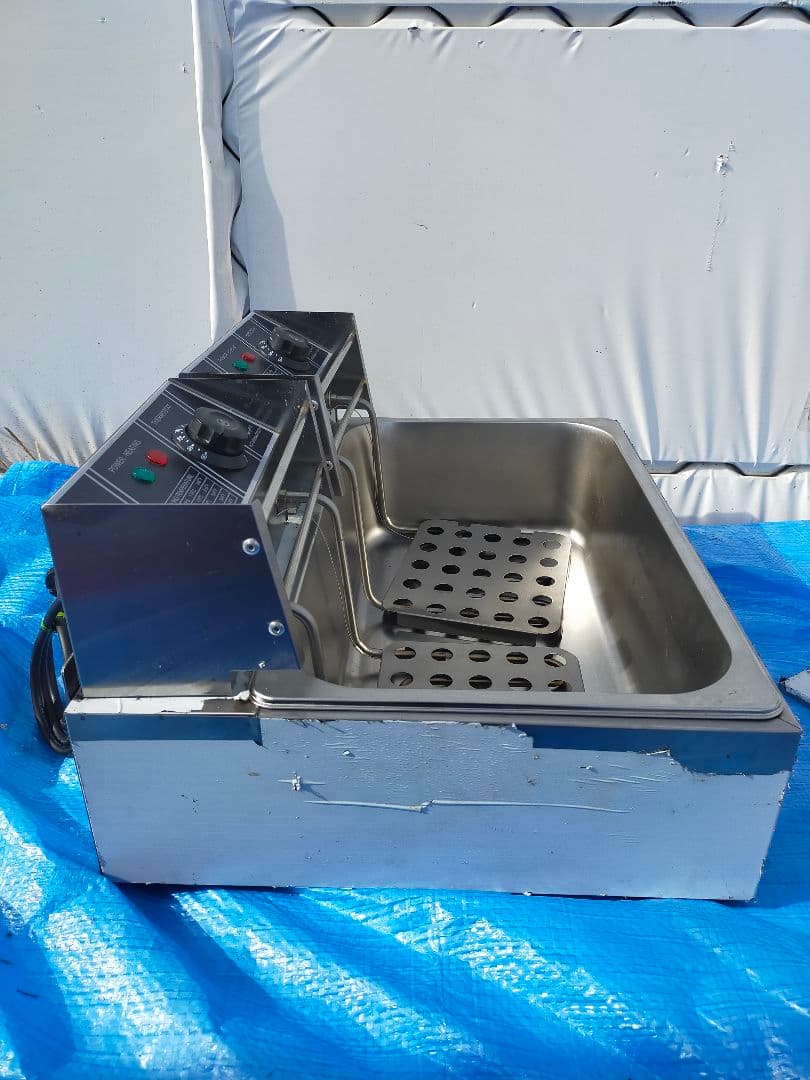 業務用フライヤー FY-83 2022年製 厨房 食堂 レストラン ホテル