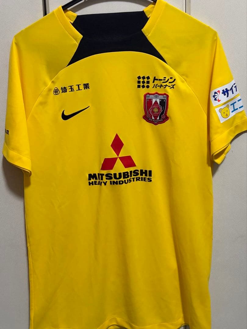 浦和レッズ　選手支給品　トレーニングシャツ