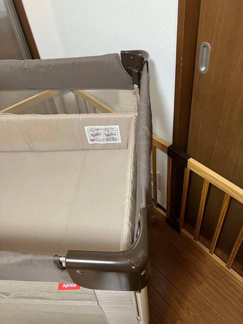 Aprica ココネルエアー　ベビーベッド ブラウン　折り畳み可