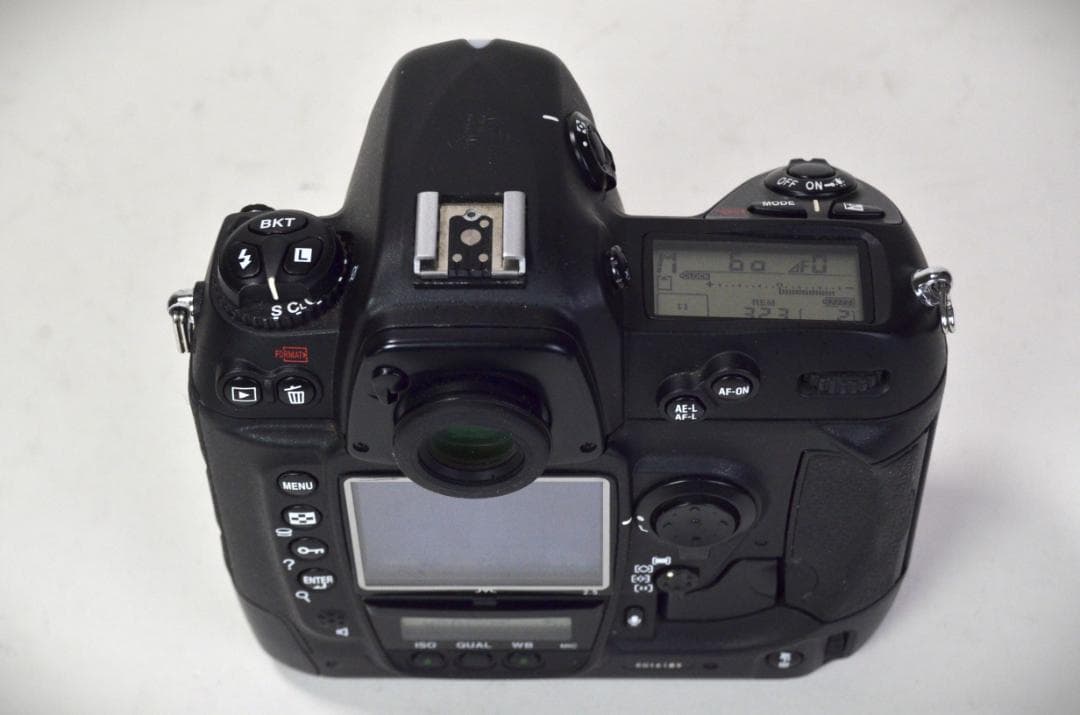 k*s様 動作品 Nikon D2x ボディ 充電器 CF変換 ニコン 上代65