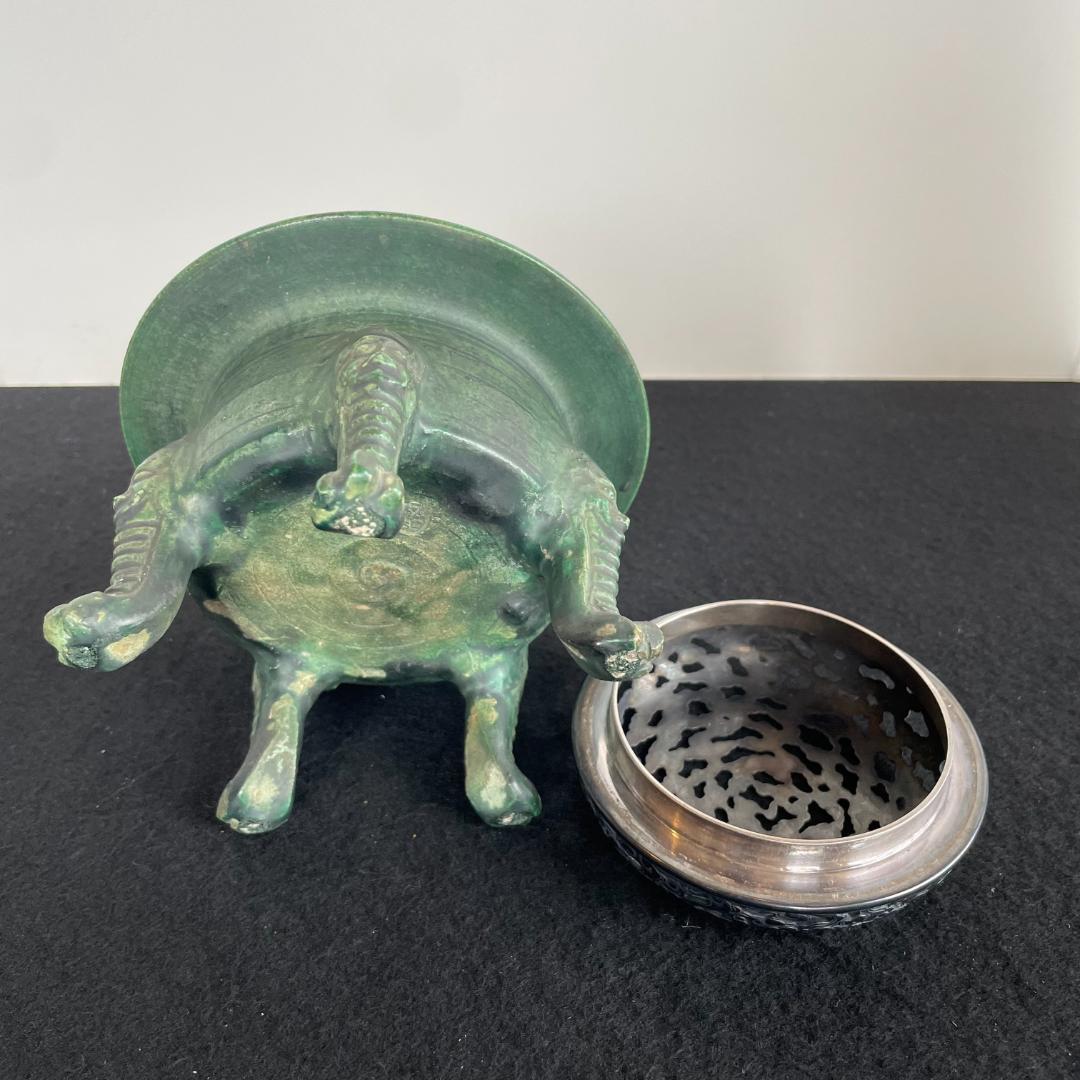 希少 初代 諏訪蘇山 造 漢窯写 緑釉 獣五足 獅子面脚 香炉 置物 銀製 銘有