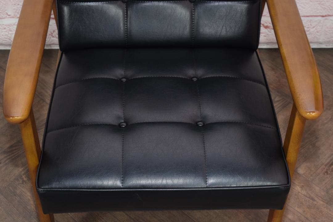 展示品　カリモク60 Kチェア スタンダードブラック　 W36170BW　19B