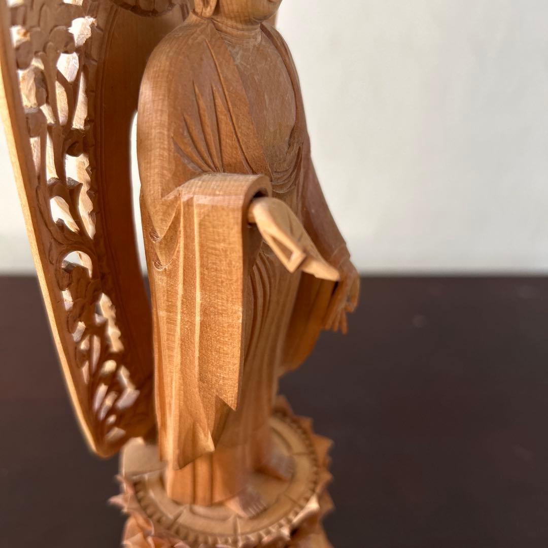 阿弥陀如来立像