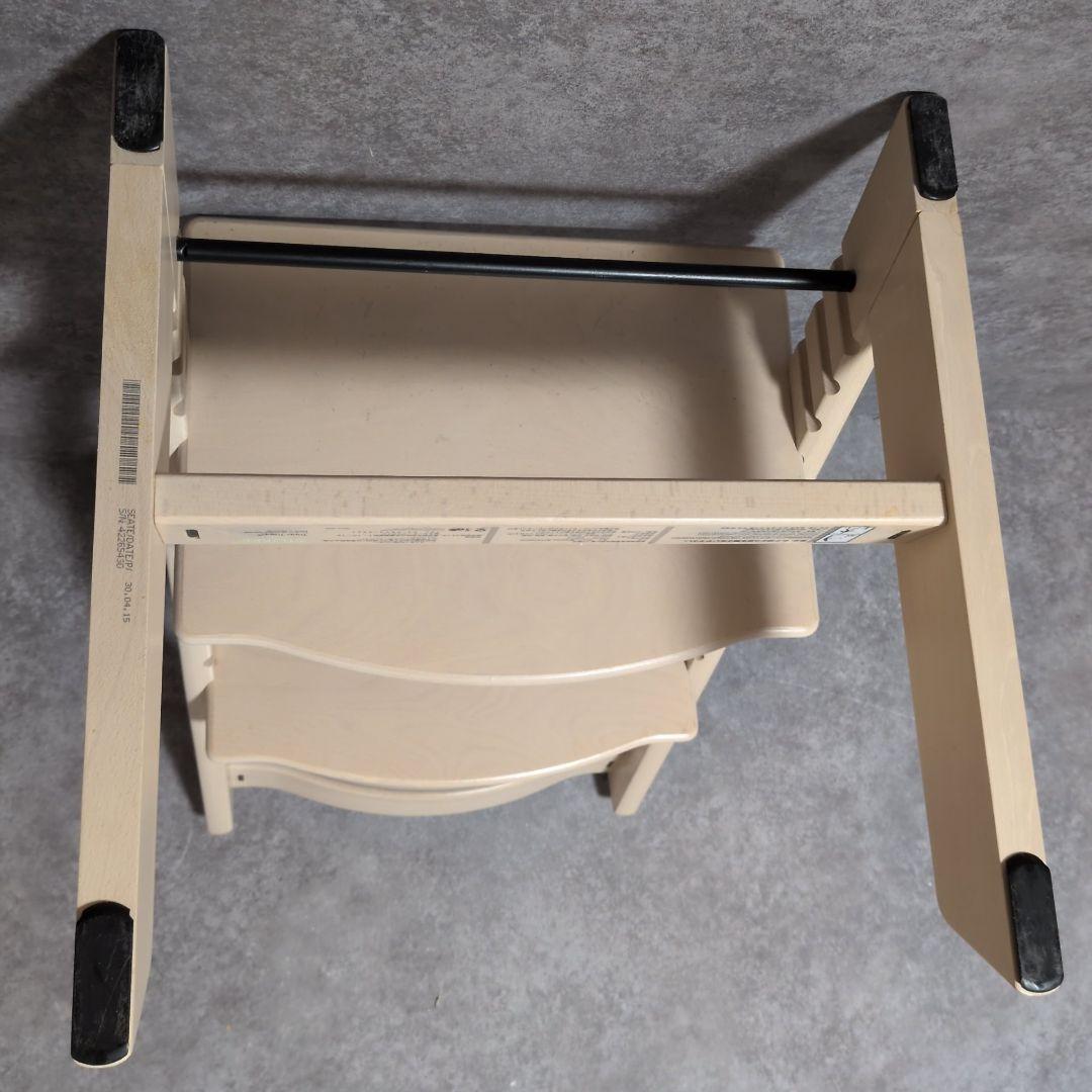STOKKE Tripp Trapp ベビーセット付き　ホワイトウォッシュ　美品