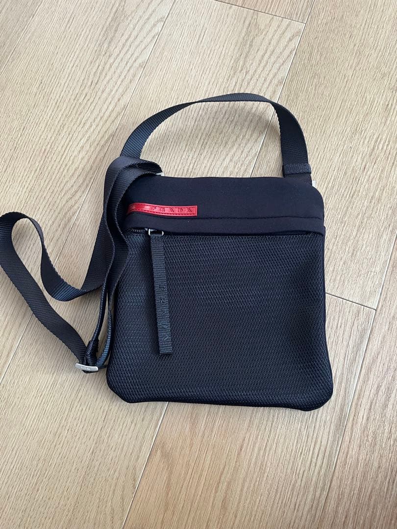 PRADA スポーツ ミニショルダーバッグ(サコッシュ)
